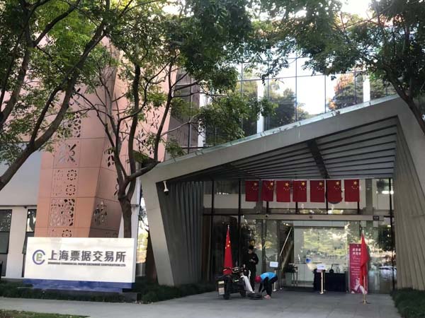 運輸毒品犯罪中交代同案犯的犯罪是否屬于立功？深圳律師咨詢網告訴您