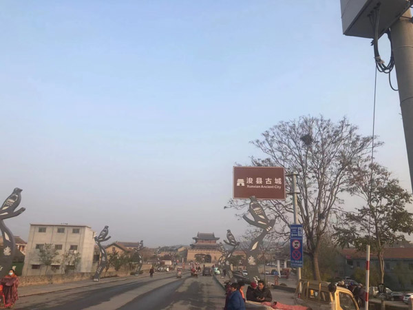 夫妻離婚，哺乳期子女跟誰生活怎么定？深圳市婚姻律師網總結解析